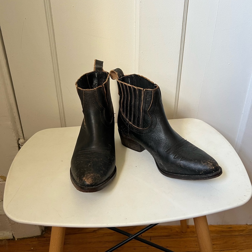 Matisse Westen Style Booties size 7
